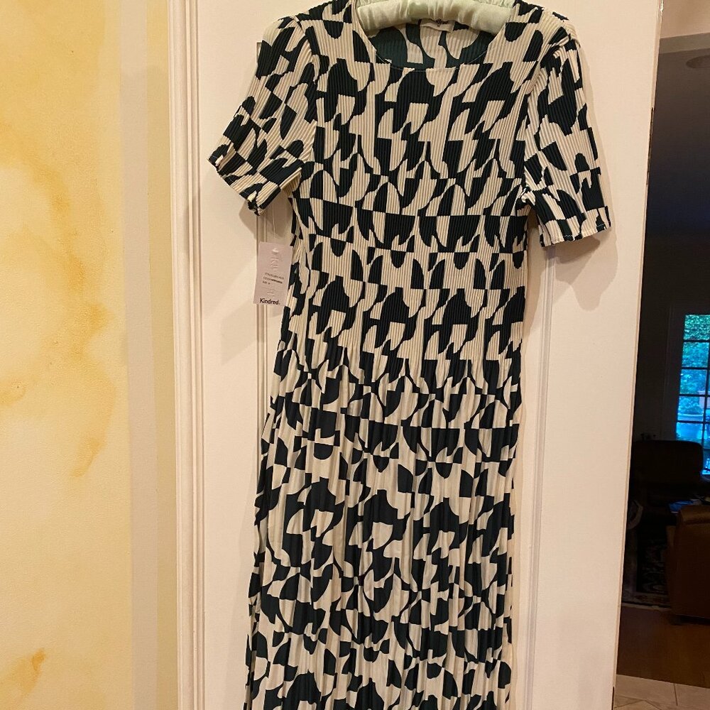 Green geometric Kindred midi dress